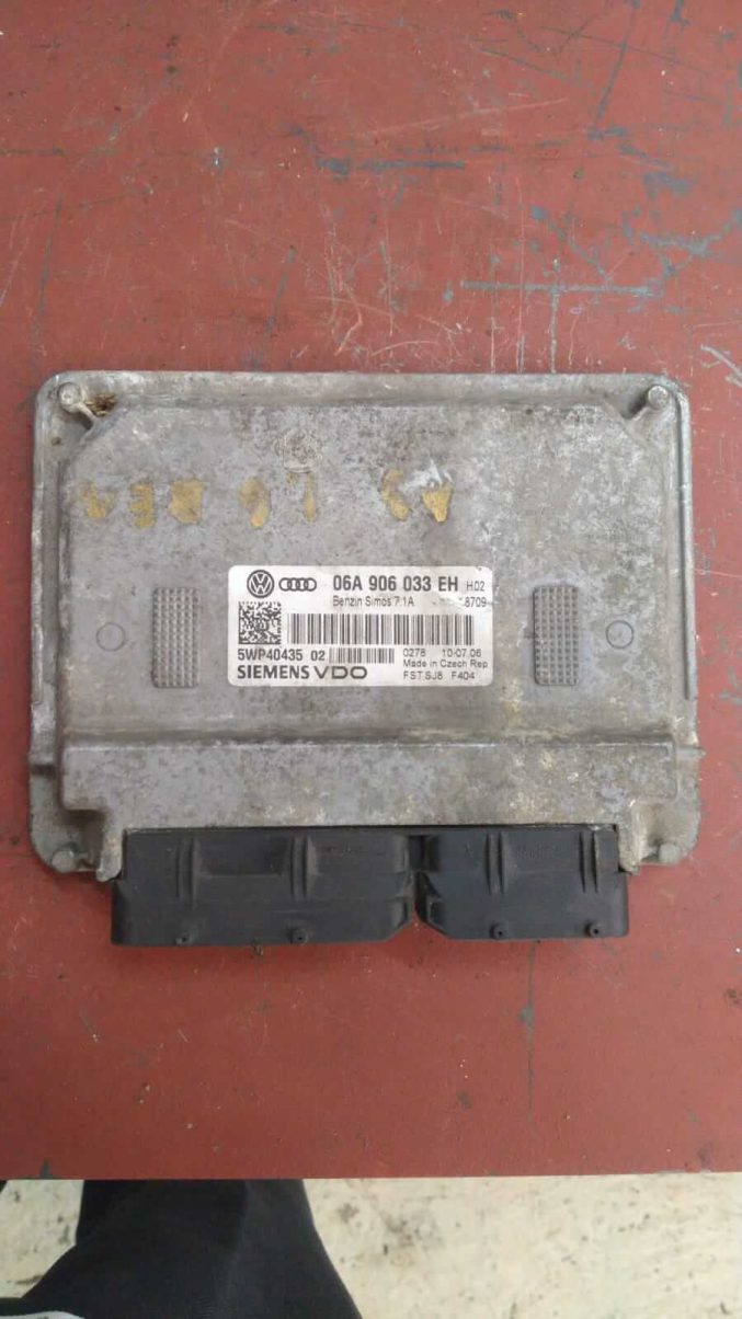 Audi A3 Çıkma Motor Beyni 06A906033EH 5WP40435 02 Siemens Benzim Simos 7.1A SIMOS7.1A 5WP4043502 06A 906 033 EH