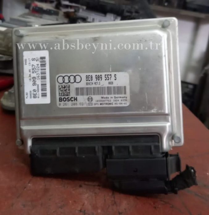 Audi A4 B7 2.0 Motor Beyni Çıkma ECU (Bosch) 0261208691, 0 261 208 691, 8E0909557S, 8E0 909 557 S, 1039S07763, ME7.5, ME75