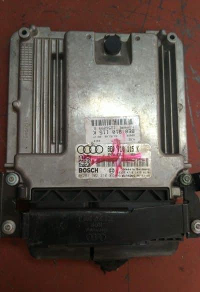 Audi A4 TFSI Çıkma Motor Beyni 8E0910115K 0261S02210 8E0 910 115 K 0 261 S02 210 Bosch BENZIN MED9.1