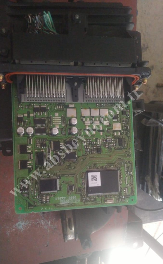 Mazda 3 Motor Beyni Manuel 279721-3990 2797213990