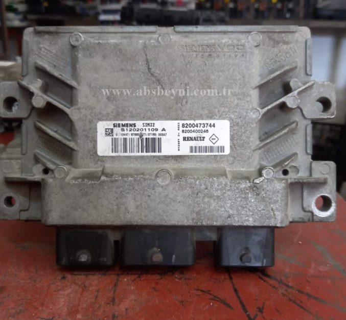 Renault Clio 1.2 Motor Beyni Çıkma ECU (Siemens) S120201109A, S120201109 A, S120201109, 8200473744, 8200400246, SIM32