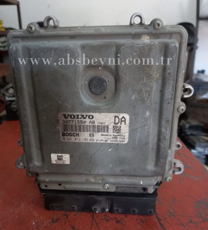 Volvo Motor Beyni Çıkma Ecu (Bosch) 30771550AB, 30771550 AB, 0281012103, 0 281 012 103, 1039S13902